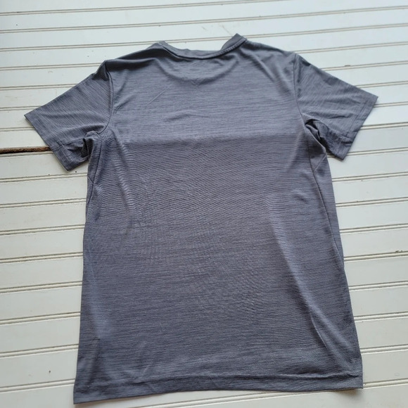 Tek Gear Men’s DryTek Performance Active Top Stretch Crew Neck Gray Sz S - Picture 4 of 7